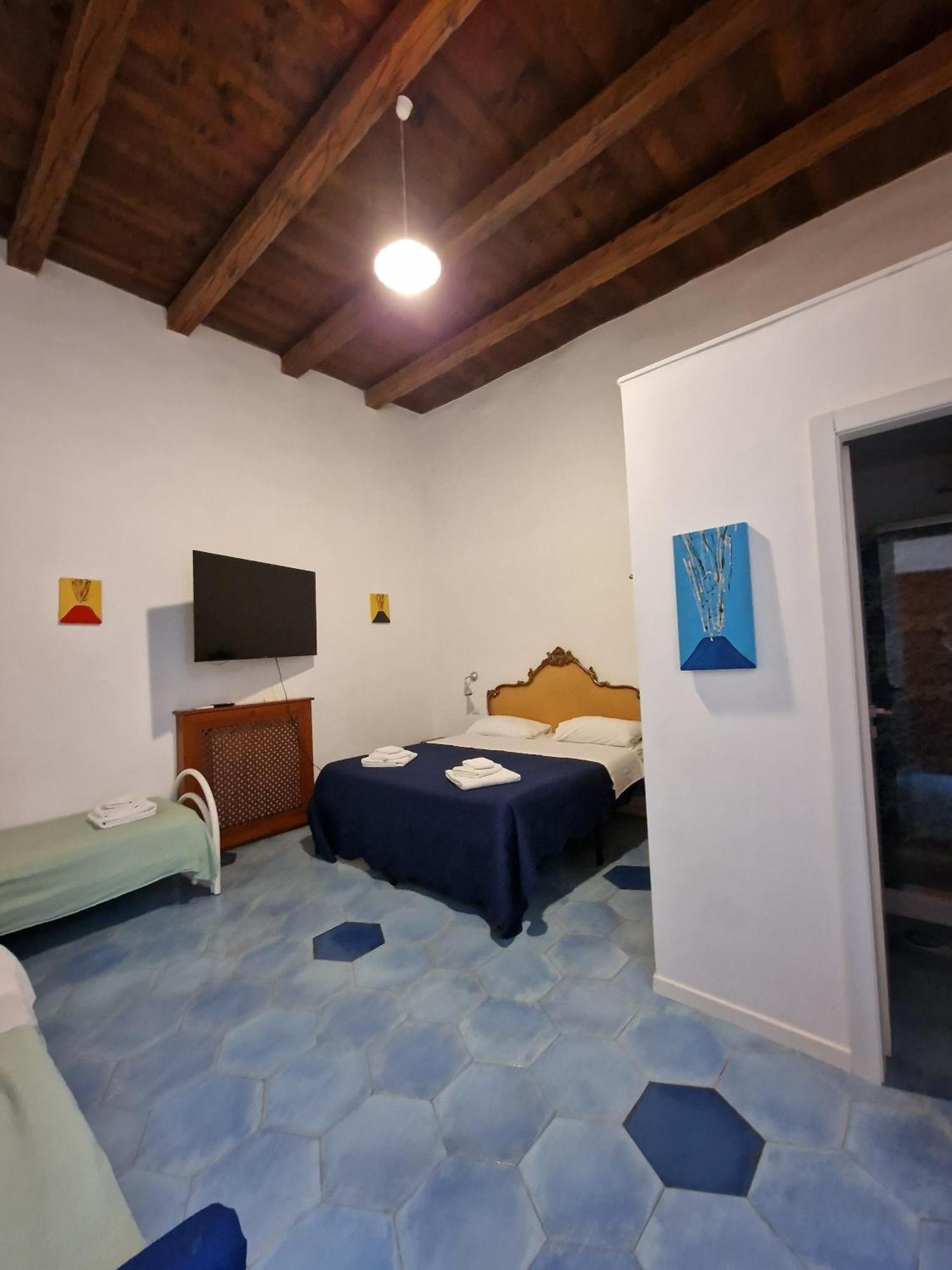 Bed and Breakfast Il Sole Di Montesanto Neapel Exterior foto
