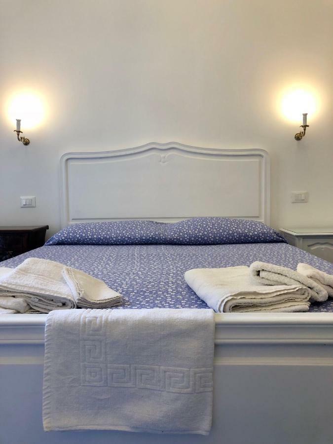 Bed and Breakfast Il Sole Di Montesanto Neapel Exterior foto