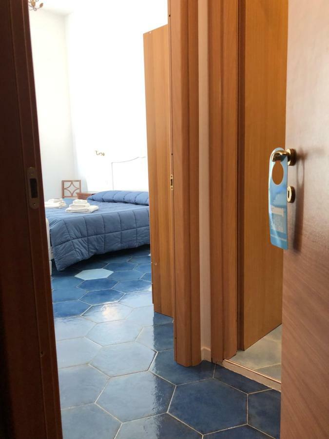 Bed and Breakfast Il Sole Di Montesanto Neapel Exterior foto
