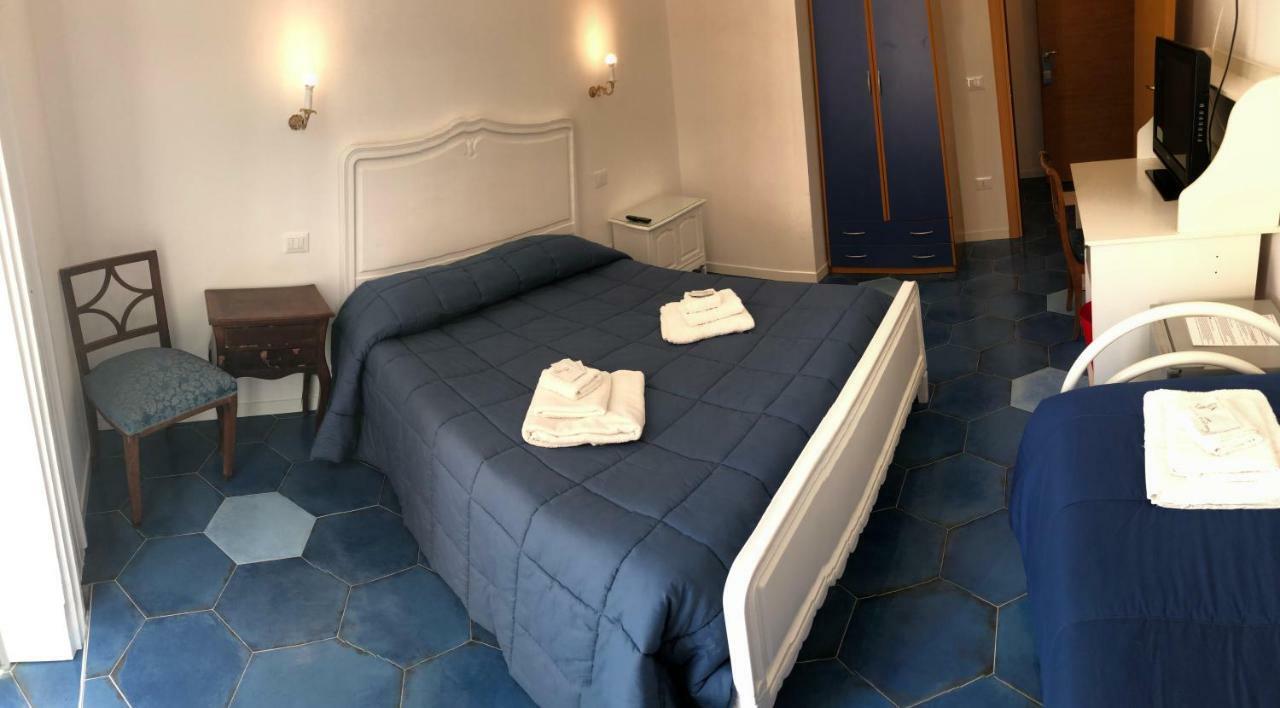 Bed and Breakfast Il Sole Di Montesanto Neapel Exterior foto